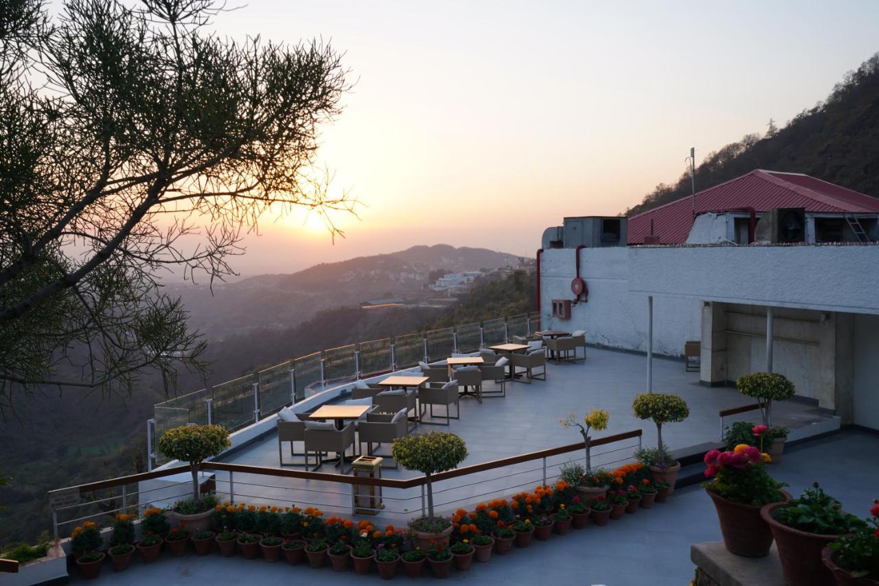 Timber Trail Base Resort - At The Foothills Of Adventure Parwanoo Екстер'єр фото
