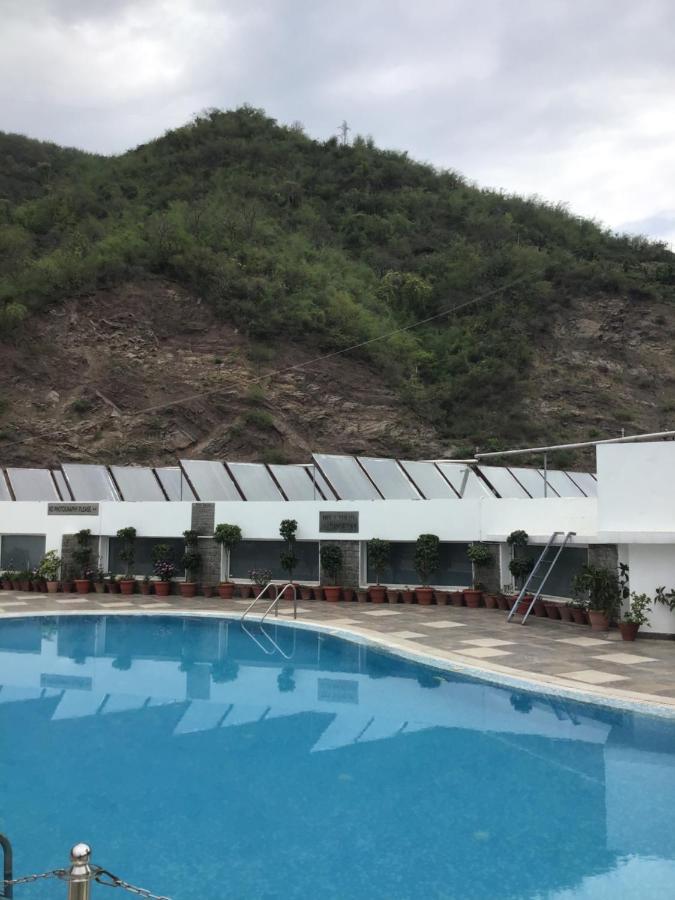 Timber Trail Base Resort - At The Foothills Of Adventure Parwanoo Екстер'єр фото